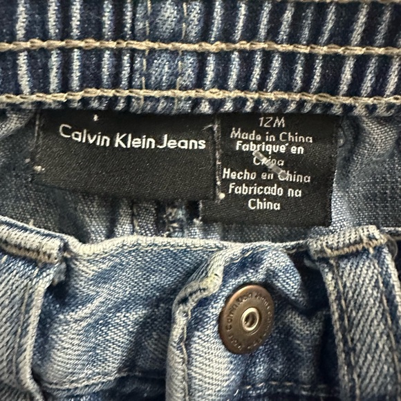 Calvin Klein Jeans Kids Distressed Blue Denim - Picture 3 of 3